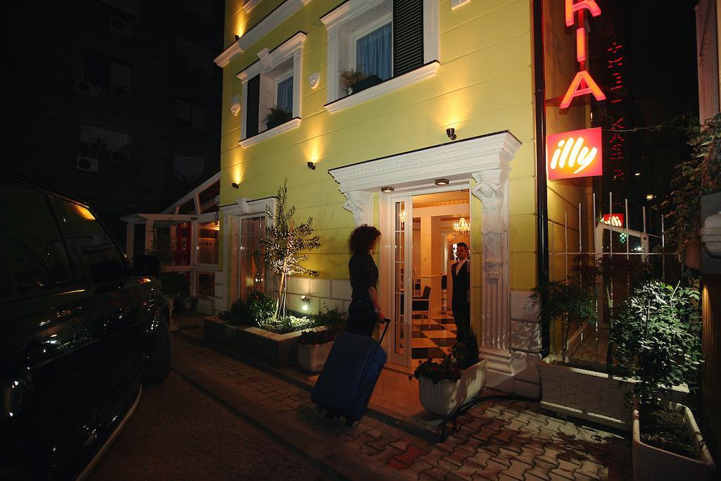 Hotel Kastria Tirana Exterior foto